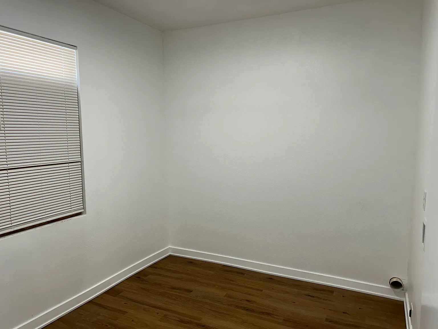 3431 N Vel R Phillips Ave — Photo 2