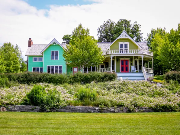 8476 Stockbridge St, Mackinac Island, MI 49757