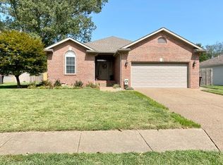 10688 Willow Creek Rd, Newburgh, IN 47630