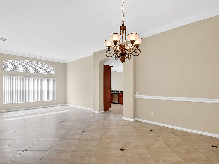 6812 Belmont Shore Dr — Photo 5