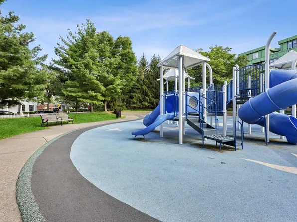 206 Shearwater Ct West image 18 of 26