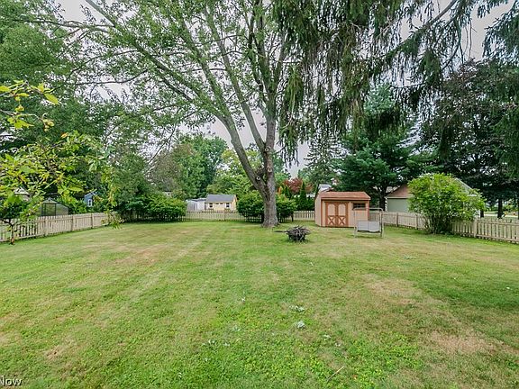 5th image of 38247 Ridge Rd