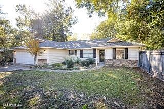 1st image of 205 Halstead Rd