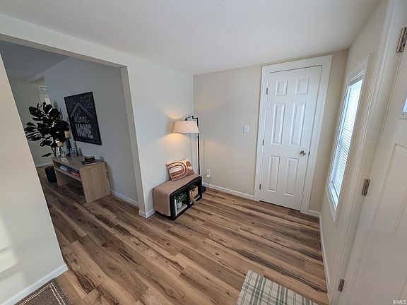 5th image of 2716 Roosevelt Ave