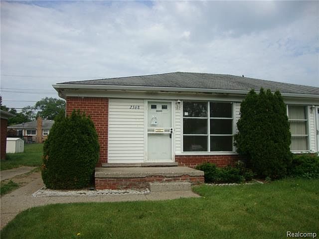1st image of 2368 Ackley Ave #198