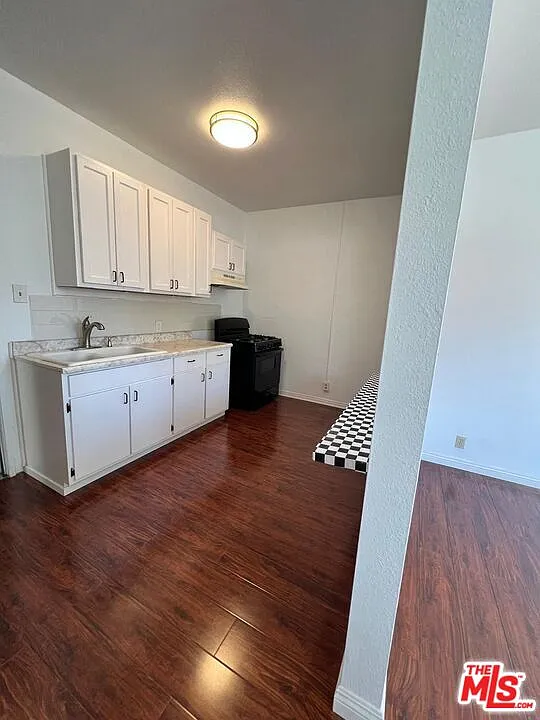 Studio, 1.0 bath, 450 sqft, $1,300 — Photo 4