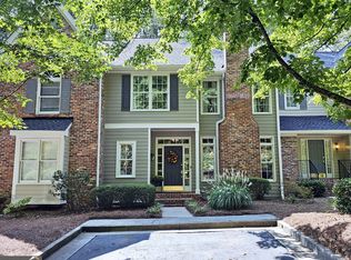 112 River Ridge Ln, Roswell, GA 30075