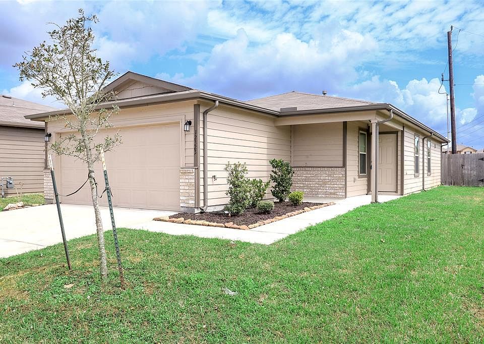 1st image of 12323 Skyview Manor Dr