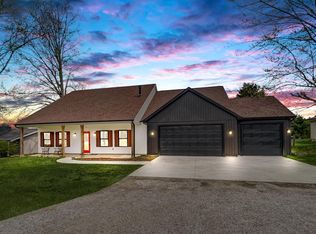 5780 Wheelock Rd, Fort Wayne, IN 46835