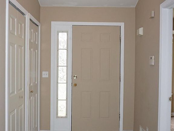 2nd image of 1841 Wexford Cir
