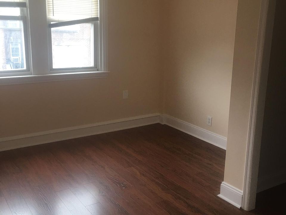 1st image of 3424 Chippendale St #1