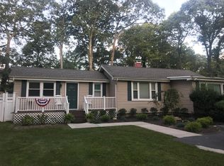 52 Birch Hill Rd, Mount Sinai, NY 11766