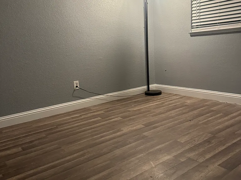 8621 Walnut Ridge Way — Photo 6