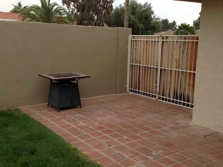 Double Side Gate