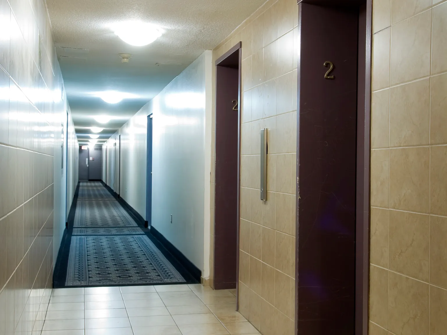 195 Kennedy — Photo 4