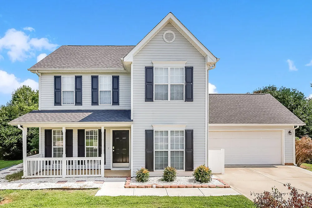 3 bed, 2.5 bath, 1509 sqft, $2,100 — Photo 1