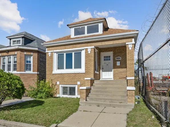 5418 W Flournoy St, Chicago, IL 60644