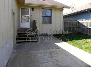 2009 E Battlefield Rd, Springfield, MO 65804