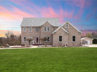 7750 Neff Rd, Medina, OH 44256