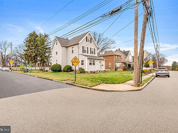 2nd image of 203 Fairview Rd