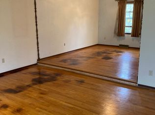 2408 Park Ave, Saint Charles, MO 63301
