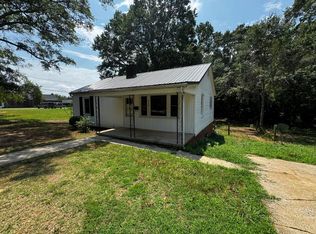 816 Churchill Dr, Shelby, NC 28150
