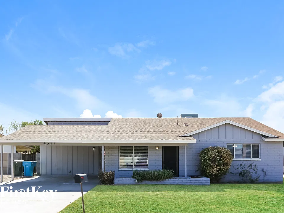 4537 W Sierra St