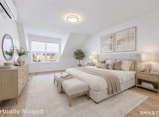 29 Village Rd #F, Milford, CT 06460