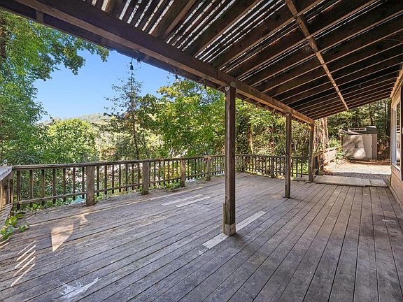 2nd image of 21480 Starrett Hill Dr