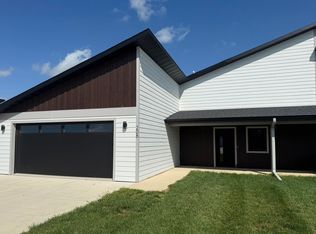 208 34th Ave W, Spencer, IA 51301