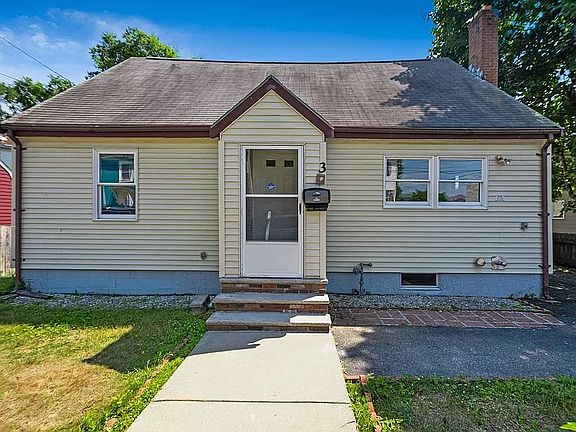 2nd image of 3 Mount Pleasant St #1
