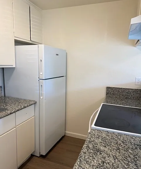 2425 Northrop Ave #1 — Photo 2