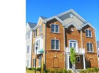 2186 Oberlin Dr #215A, Woodbridge, VA 22191