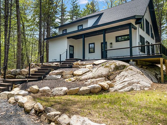 3rd image of 141 Logging Road