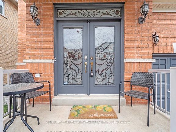 3rd image of 508 Hinchey Cres