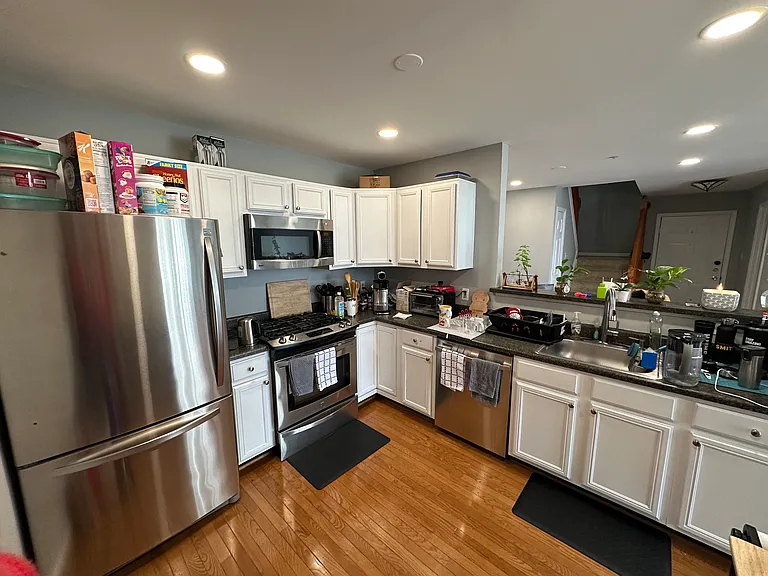 20404 Shore Harbour Dr #L — Photo 2