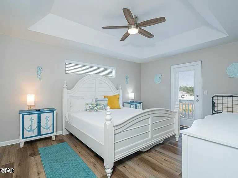 6320 Beach Dr — Photo 12