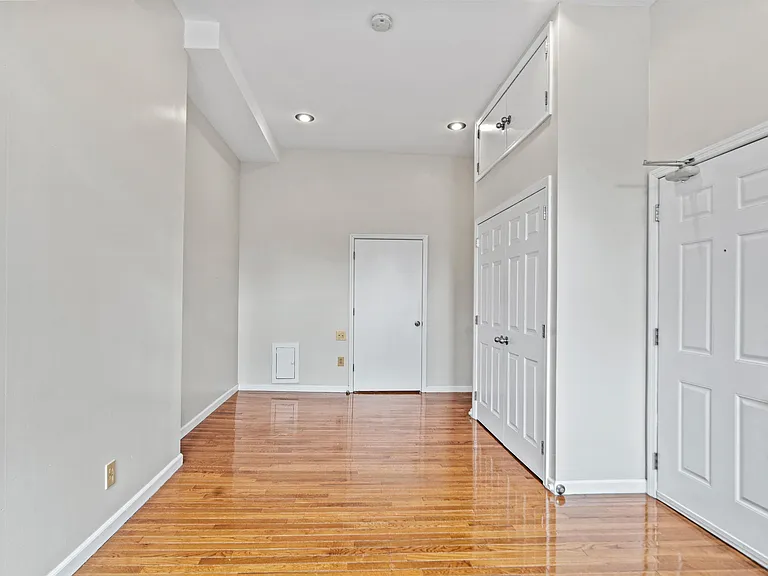 800 Ocean Ave #1 — Photo 32