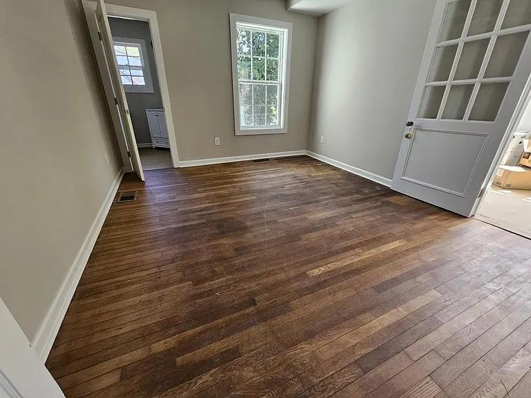 1120 Morningside Dr — Photo 8