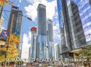 12 York St #2606, Toronto, ON M5J 0E4