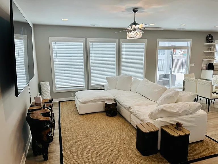 5369 Bloomsbury Ct — Photo 14