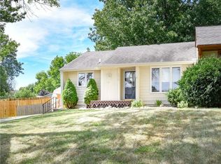1215 Holly Dr, Norwalk, IA 50211