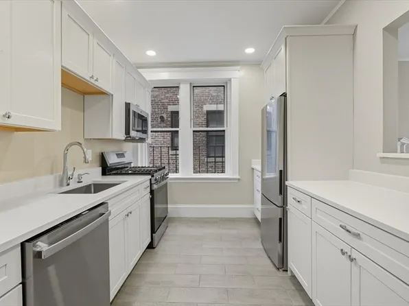 9 Braemore Rd APT 5, Brighton, MA 02135