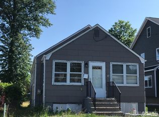 43 Wright St, Iselin, NJ 08830