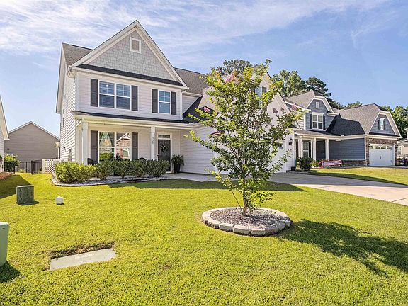 3rd image of 320 Brenthaven Dr
