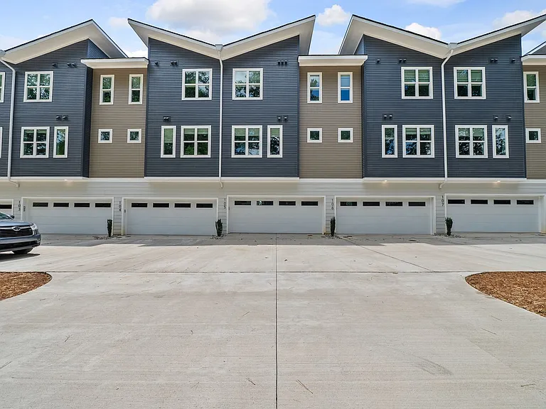 8 at State - New Construction Townhomes - Coming Summer 2026 — Photo 57