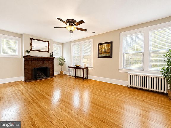 5th image of 525 Louisiana Ave