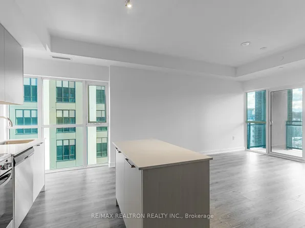 25 Neighbourhood Ln, Toronto, ON