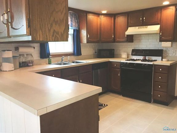4th image of 910 Shearwood Dr