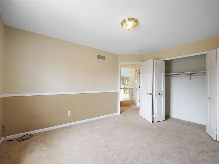 31216 Kingswood Blvd — Photo 33